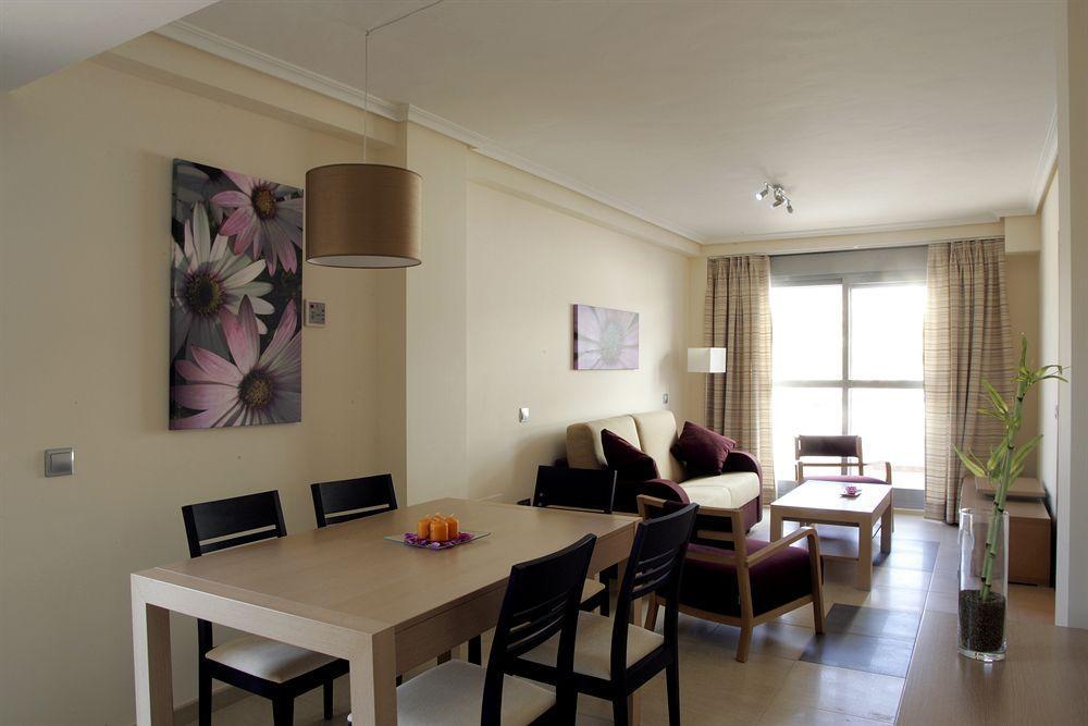 Apartahotel Marina Rey Vera Extérieur photo
