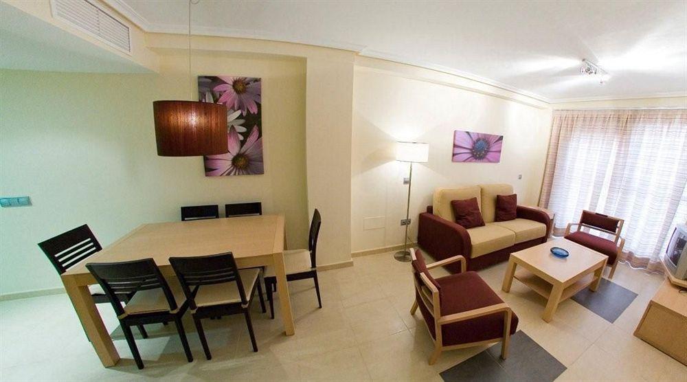 Apartahotel Marina Rey Vera Extérieur photo
